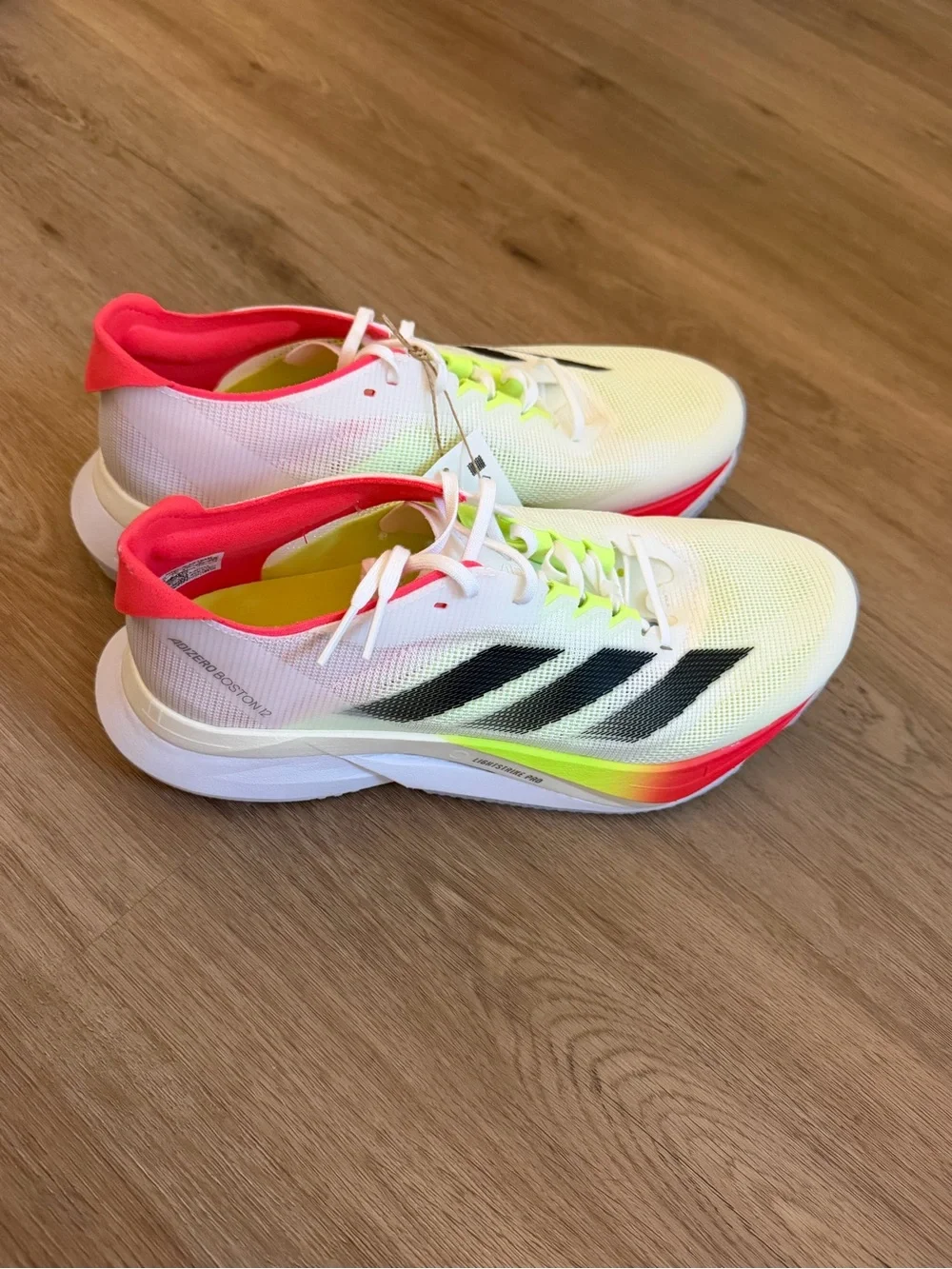 NEW ✨ Adidas Adizero Boston 12 - Women's 9 / Men's 7.5 - White / Neon / Red ✨